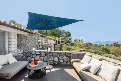 Image de Votre maison de vacances dans un écrin de verdure - Cannes