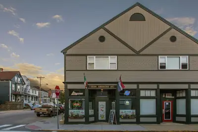 Image de Irish American Inn - Newport Jazz - Parking gratuit