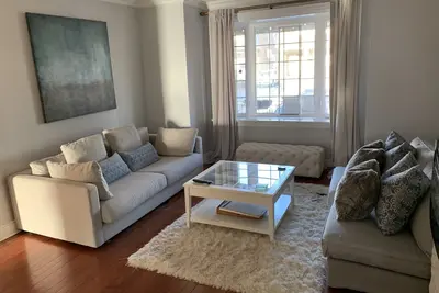 Image de Centre-ville ouest gem 3 chambres + parking + jardin + terrasse + barbecue pour supplément