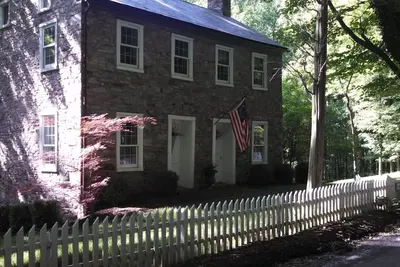 Image de Région de New Hope, maison de pierre historique du comté de Bucks, vers 1732