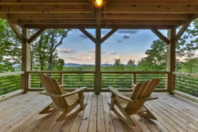 Image de Réservez votre grande escapade dans ce joyau de la montagne pour une vue à couper le souffle et un mobilier raffiné. Non p