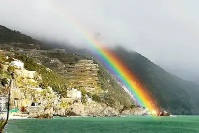 Image de Maison au bord de la mer (Rainbow Home), via le 4 novembre 15, premier étage.