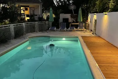 Belle villa tout confort avec piscine, idéal vacances en famille 8 personnes