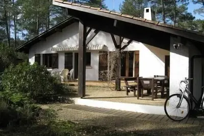 Image de Belle Villa  6 Pieces sur 1400m2 Lacanau longarisse