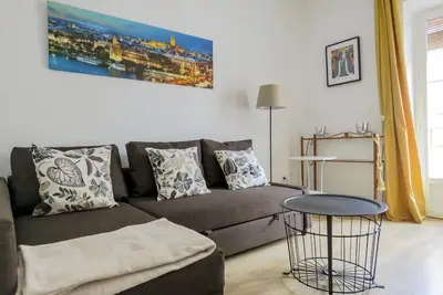 Image de F2. 3 Bd. Appartement Balcon / Wifi / Climatisation / Cuisine à Casco Histórico