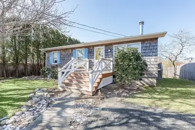 Image de Cottage Ditch Plains, Montauk Ny 2chambres / 1 salle de bain à quelques pas de la plage