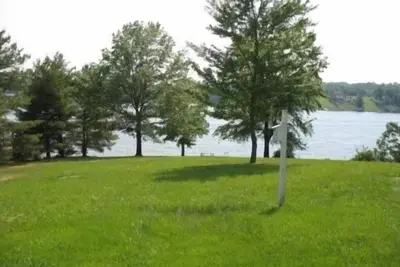 Image de Contentement Point - Belle Maison Lakefront - Smith Mountain Lake