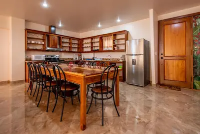 Image de Magnifique Suite Condo 3b / 2b Dans Le Lac Arenal