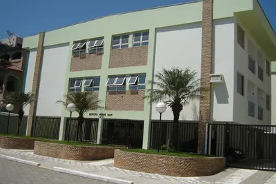 Image de Trois appartements 1 chambre à Praia Grande 60m Beach.