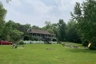 Image de Détente 3 acres sur la rivière des Outaouais. 5 chambres