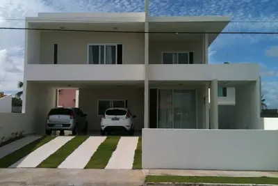 Image de Grande maison avec piscine dans une communauté fermée à Barra de São Miguel - Alagoas.
