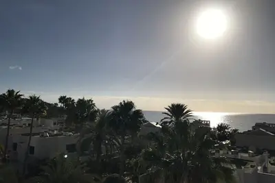 Appartement moderne avec vue sur la mer \"4 pax\"