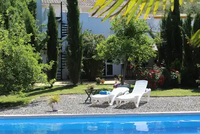 Image de Casa La Nuez chalets, salles de bains spacieuses, une connexion Wi-Fi, terrasse, piscine, jardin