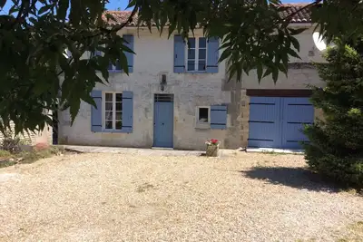 Image de Les Bouleaux, Belle Ferme en Pierre avec Piscine Chauffée Privée