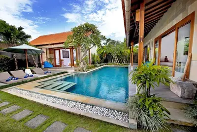 Image de Tamantis 6 Bedroom Villa2, Près du Finns Beach Club, Berawa