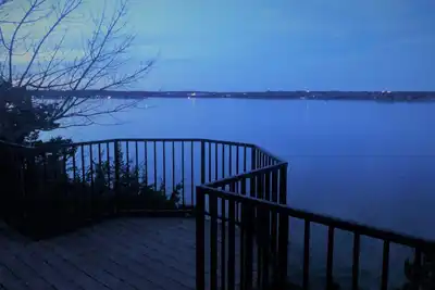 Image de Lakehouse magnifique sur le lac de Granbury