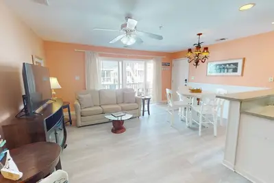 Image de South Beach Ocean Condos, South - Unit 6 - À quelques pas de la plage - Ocean View