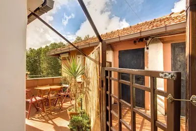 Image de Bright attic with terrace in Via Sannio, a few steps from San Giovanni metro station.