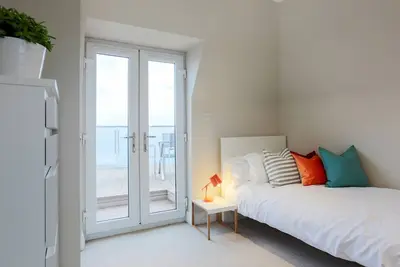 Image de Madison Hill - White Hill House 5 - 3 bedroom flat