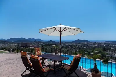 Image de Belle villa avec vue imprenable sur la baie de Cala Millor - Etv 1265