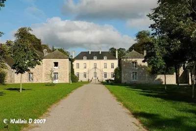 Image de Pavilon de garde du chateau de Pannelier