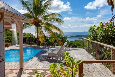 Image de Villa Vue Sauvage - Location saisonnière touristique à Tartane.