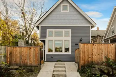 Image de Invitant Designer Cottage