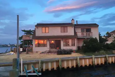 Image de Front de l'eau! Monterey Beach on Bay Spectacular Sunsets 6 Bdrm