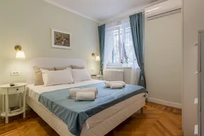 Image de Bel appartement central d'une chambre neuf