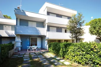 Image de Appartement de vacances avec balcon et climatisation