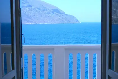 Image de Kastelli Blu - Sea, Spectacular Waterfront House Avec Amazing Views