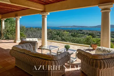 Image de Propriété d‘exception - vue mer époustouflante sur la baie de St. Tropez
