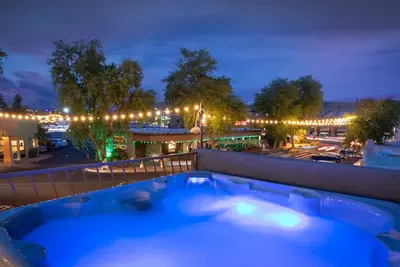 Image de Penthouse Dans La Vieille Ville! Distance de marche de tout! 🍸🍽🥂🍰
