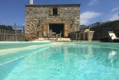 Image de Vieux moulin à huile du Xix ème ; piscine privative et chauffée