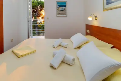 Image de Villa Opera Villa de luxe directement au-dessus de la plage privée avec vue imprenable