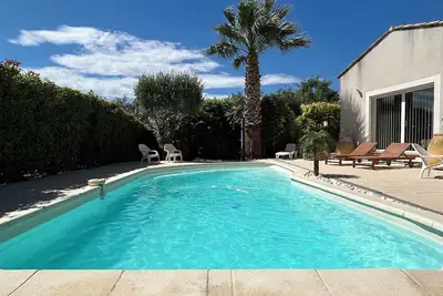 Image de Villa Moderne et Contemporaire avec piscine privée à st Cyr sur mer