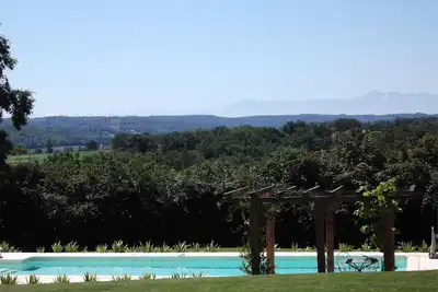 Image de Maison Acanthe: spacieuse, ferme de caractère avec piscine privée, près de Madiran