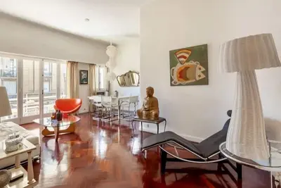 Image de Très confortable, spacieux et élégant, un appartement très spécial.