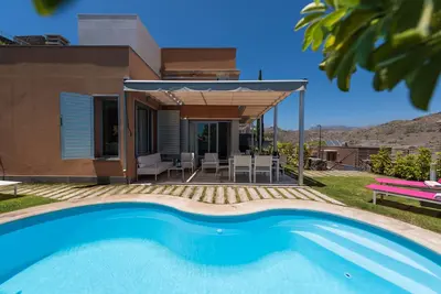Superbe Villa Avec Piscine Chauffee Privee