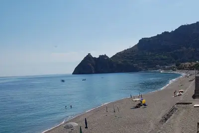 Taormina grand appartement sur la mer