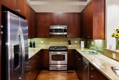 Image de Wrigleyville Inn, belle 1 chambre moderne, à quelques pas de Wrigley Field