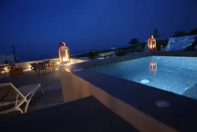 Image de Mansion Sea View, piscines extérieures chauffées