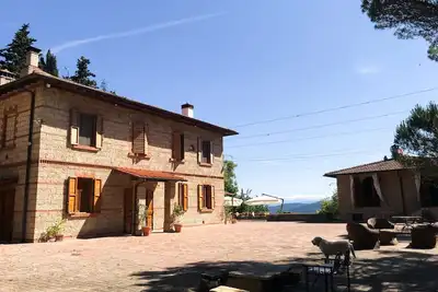 Image de Appartement de deux chambres Cicala dans la campagne toscane