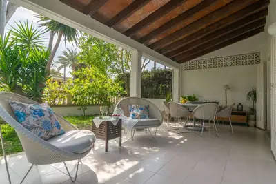 Image de Villa Campins - Coquettish chalet with airy terraces and near the beach. Free WiFi