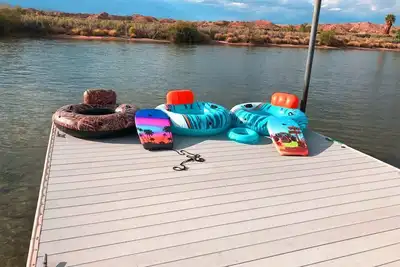 Image de Riverfront récemment rénové Maison pour 4 personnes