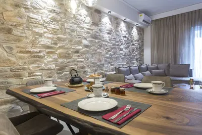Image de ★★★ Appartement de luxe à Pangrati - 10min du centre d'Athènes