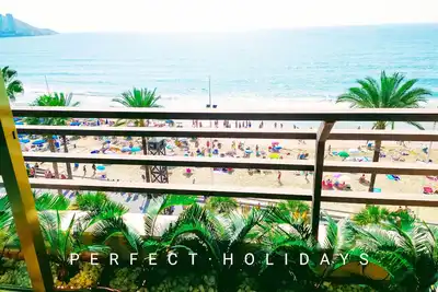 Image de Beachfront 6-8 people 3 bedrooms 200m. Excellent for families.