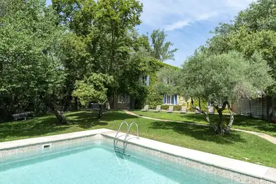 Image de Au cœur de la Provence avec piscine privative sécurisée 10 personnes