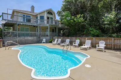 Image de Caroline Sunset | Oceanside | Monteray Shores | Corolla | 16 couchages