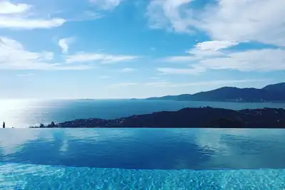 Image de Villa contemporaine, vue mer exceptionnelle golfe Ajaccio,